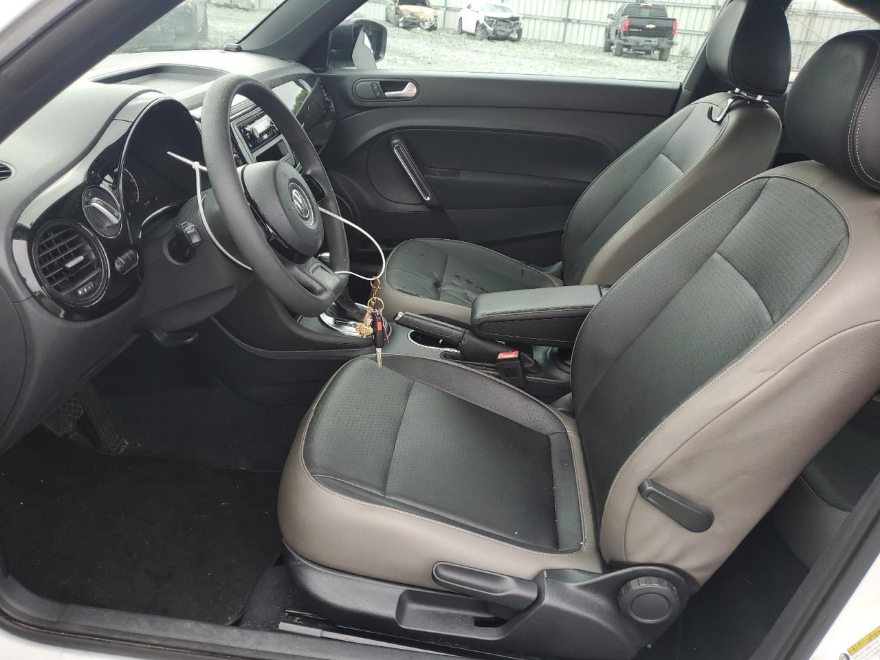 2015 VOLKSWAGEN BEETLE 1.8 - Фото 7