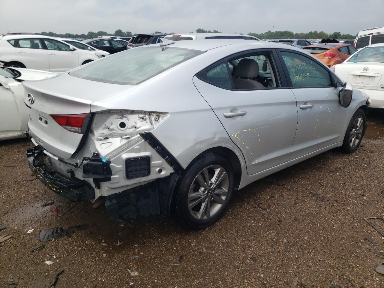2018 HYUNDAI ELANTRA SE - Image 3