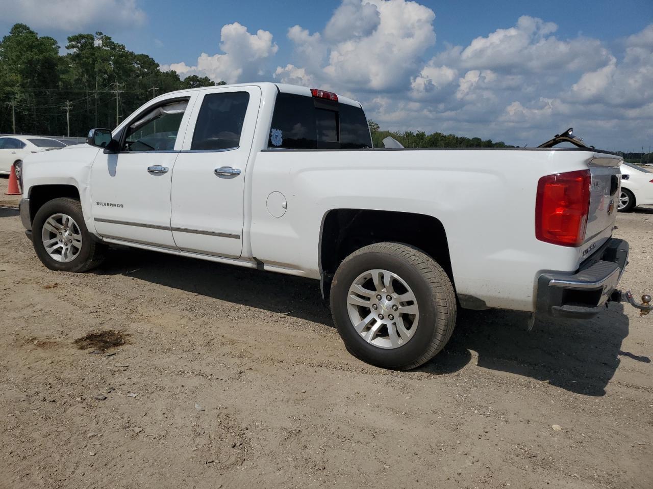 2018 CHEVROLET SILVERADO - Фото 2