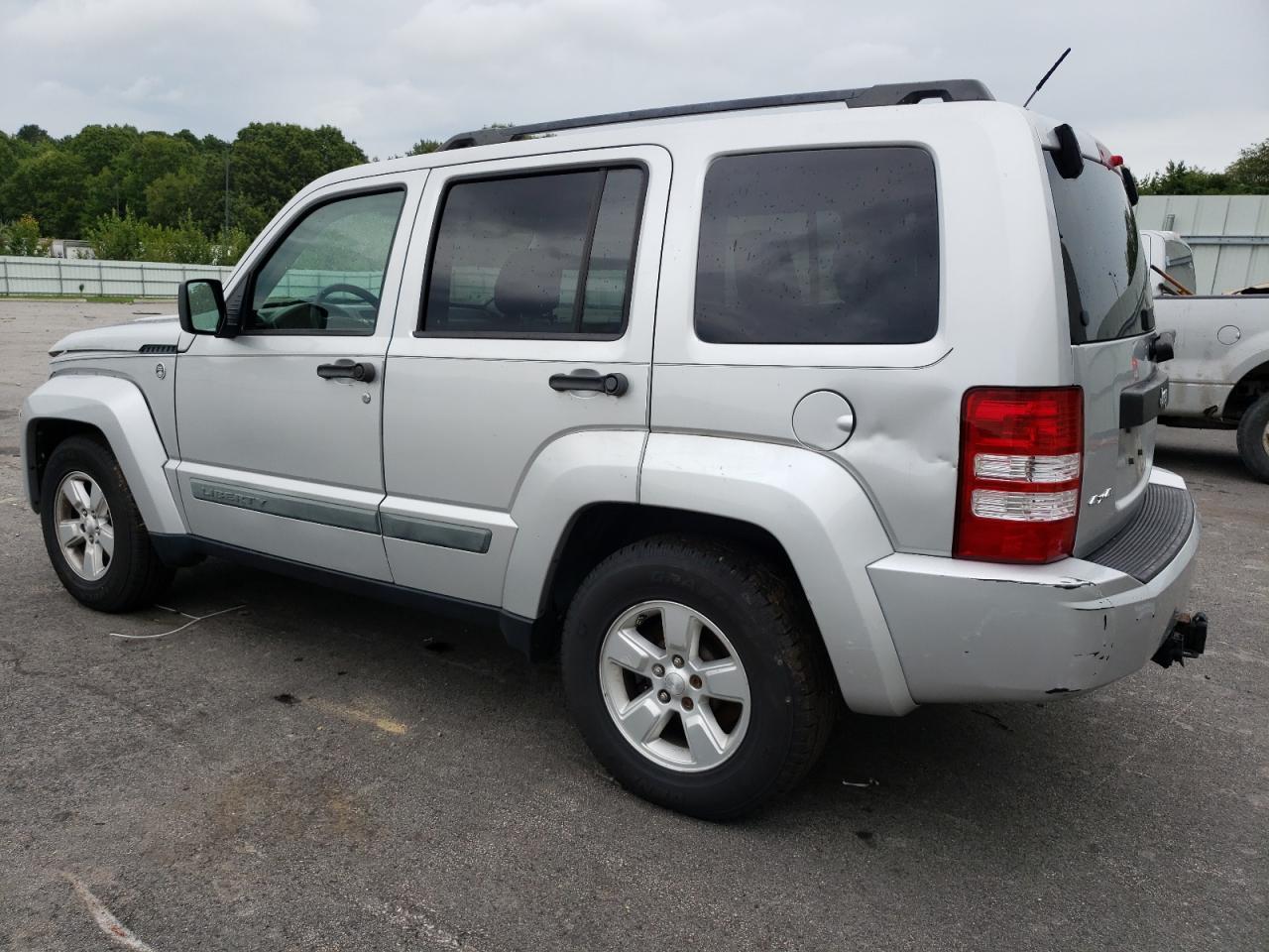 2010 JEEP LIBERTY SP - Фото 2