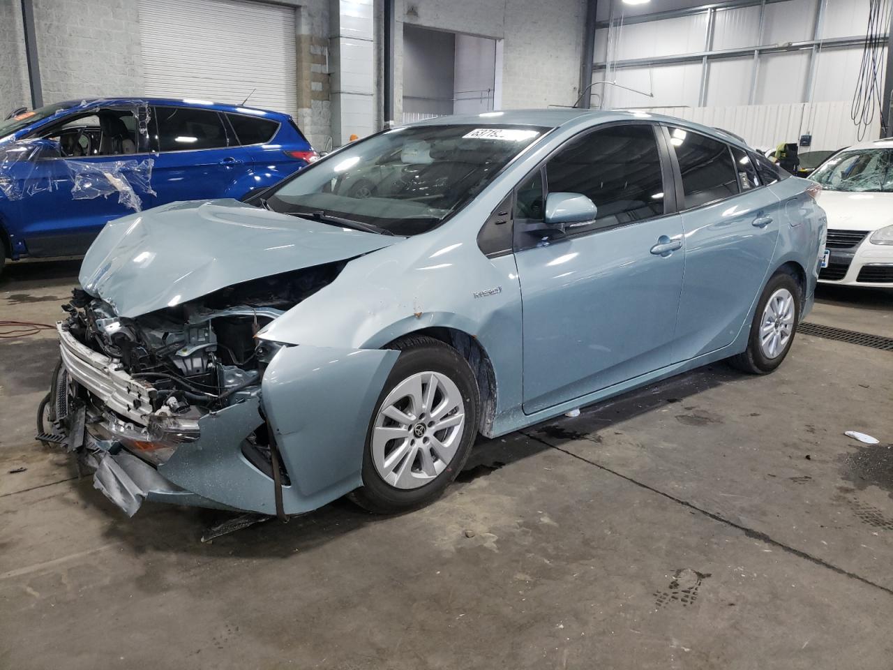2016 TOYOTA PRIUS
