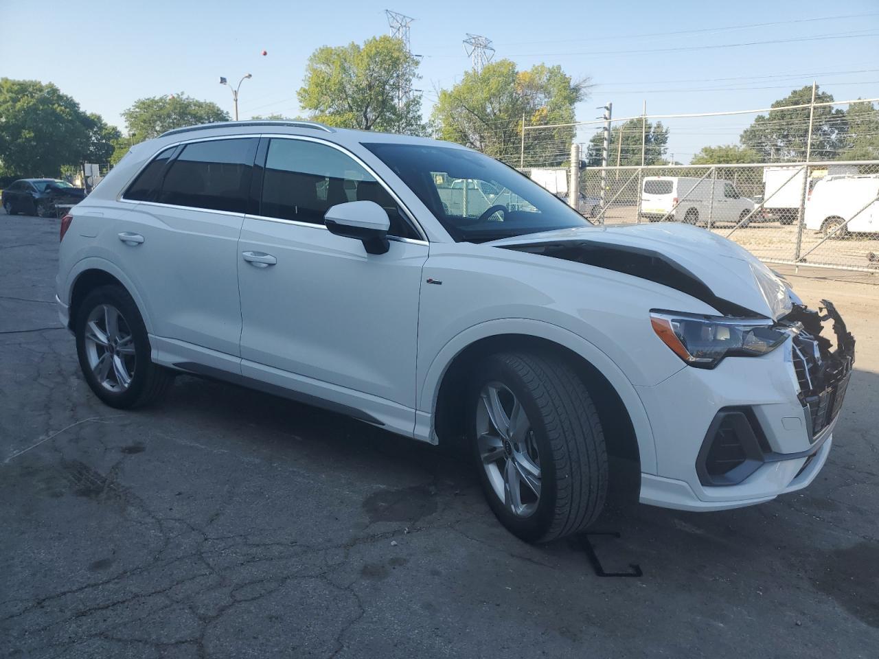 2022 AUDI Q3 PREMIUM - Image 4