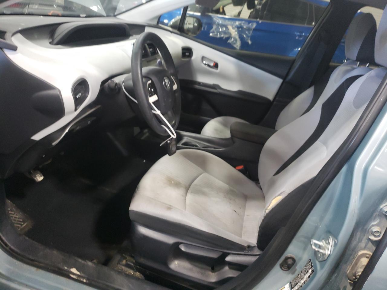 2016 TOYOTA PRIUS - Image 7
