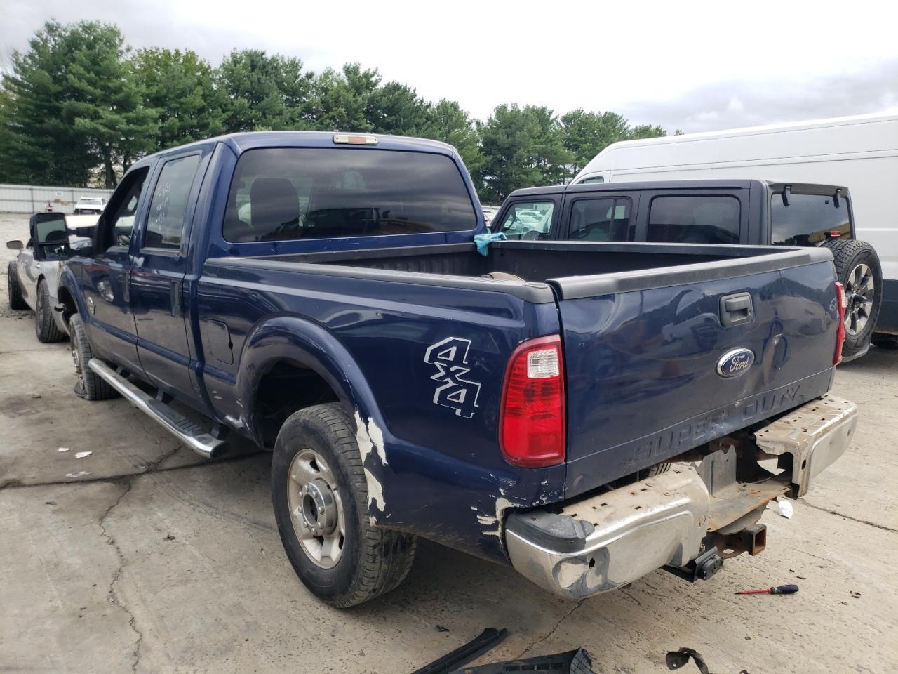 2012 FORD F250 SUPER - Фото 2