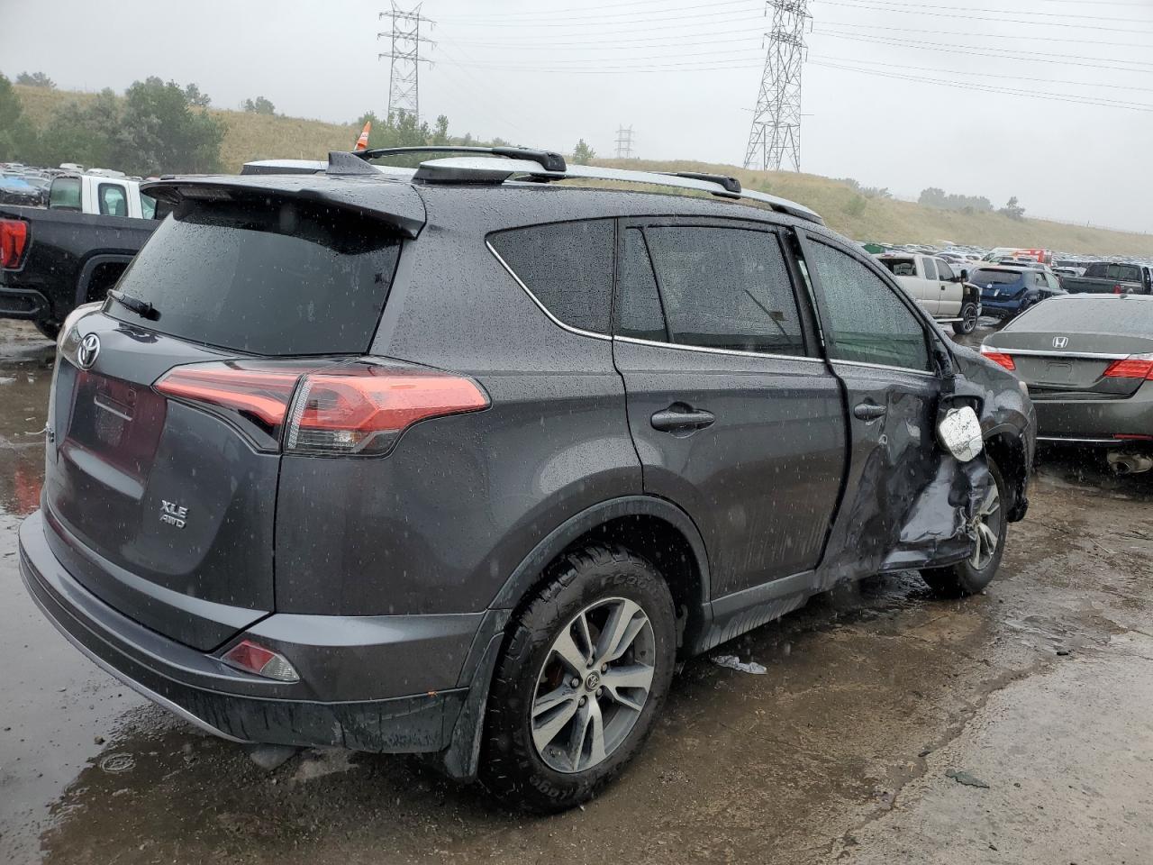 2016 TOYOTA RAV4 XLE - Image 3