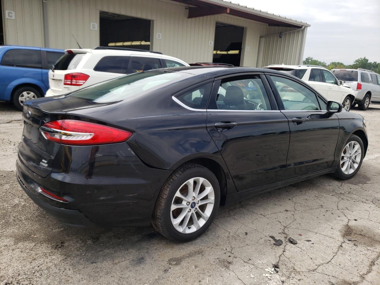 2020 FORD FUSION SE - Image 3