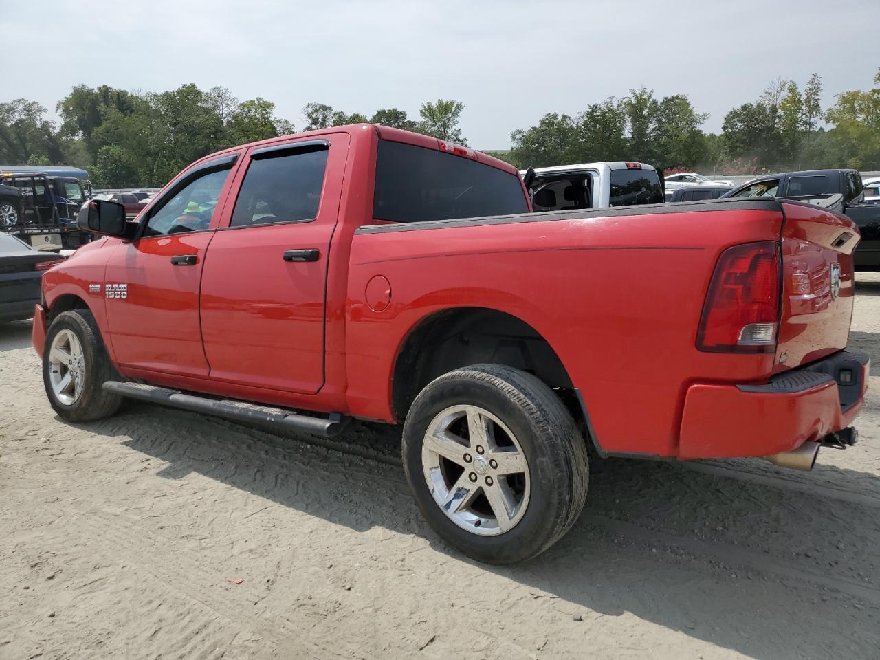 2014 RAM 1500 ST - Image 2