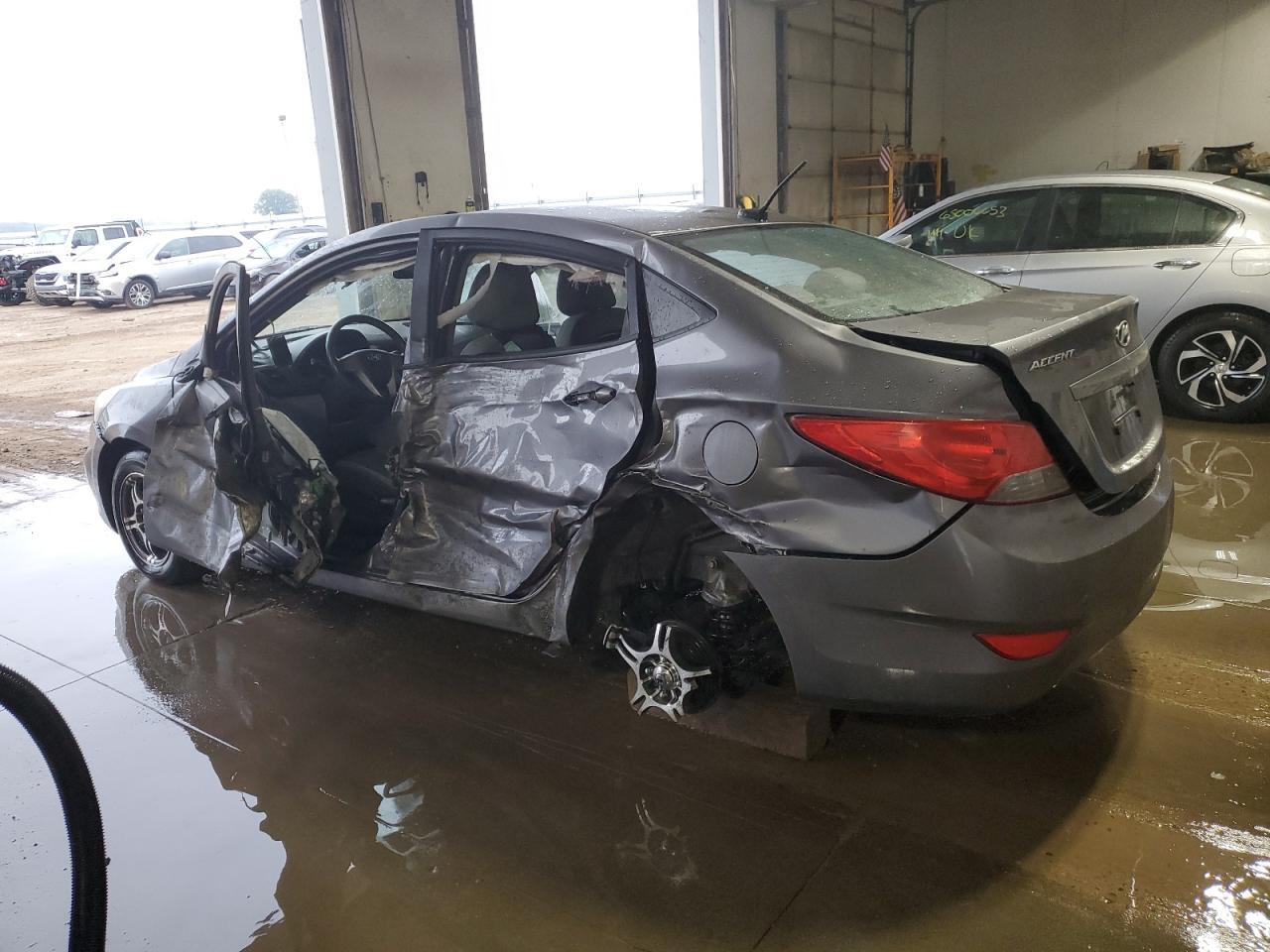 2014 HYUNDAI ACCENT GLS - Image 2