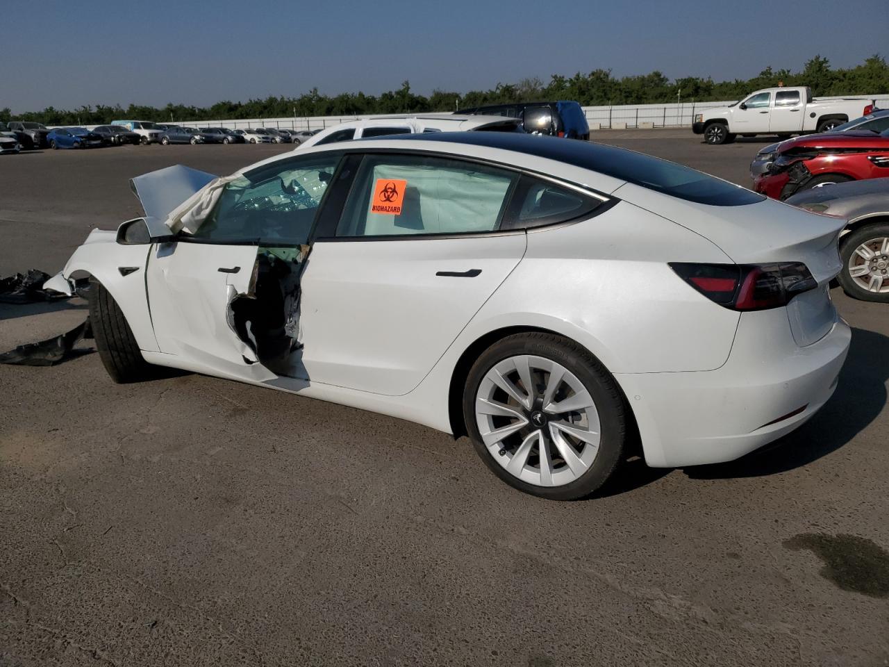 2022 TESLA MODEL 3 - Image 2