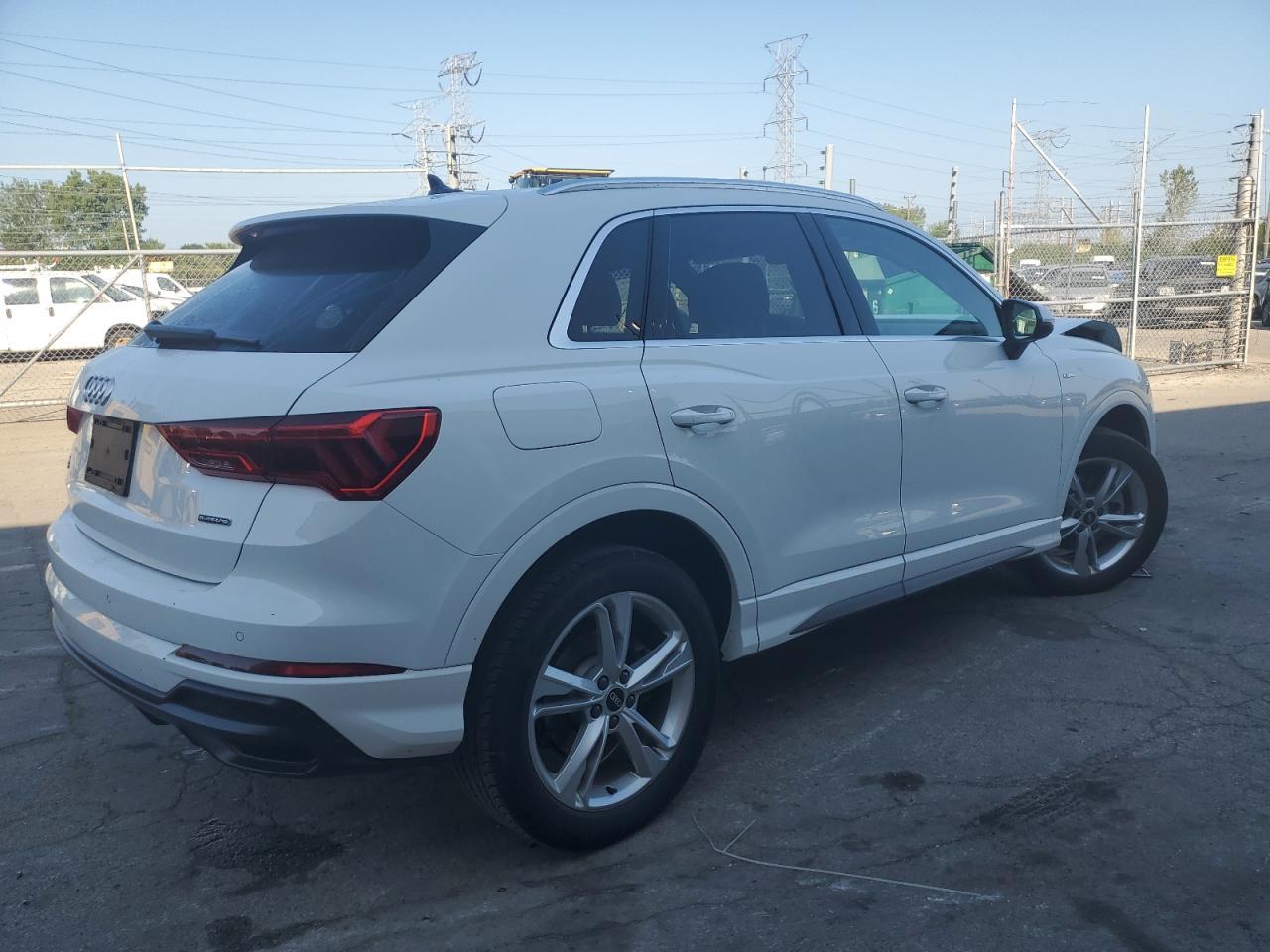 2022 AUDI Q3 PREMIUM - Image 3