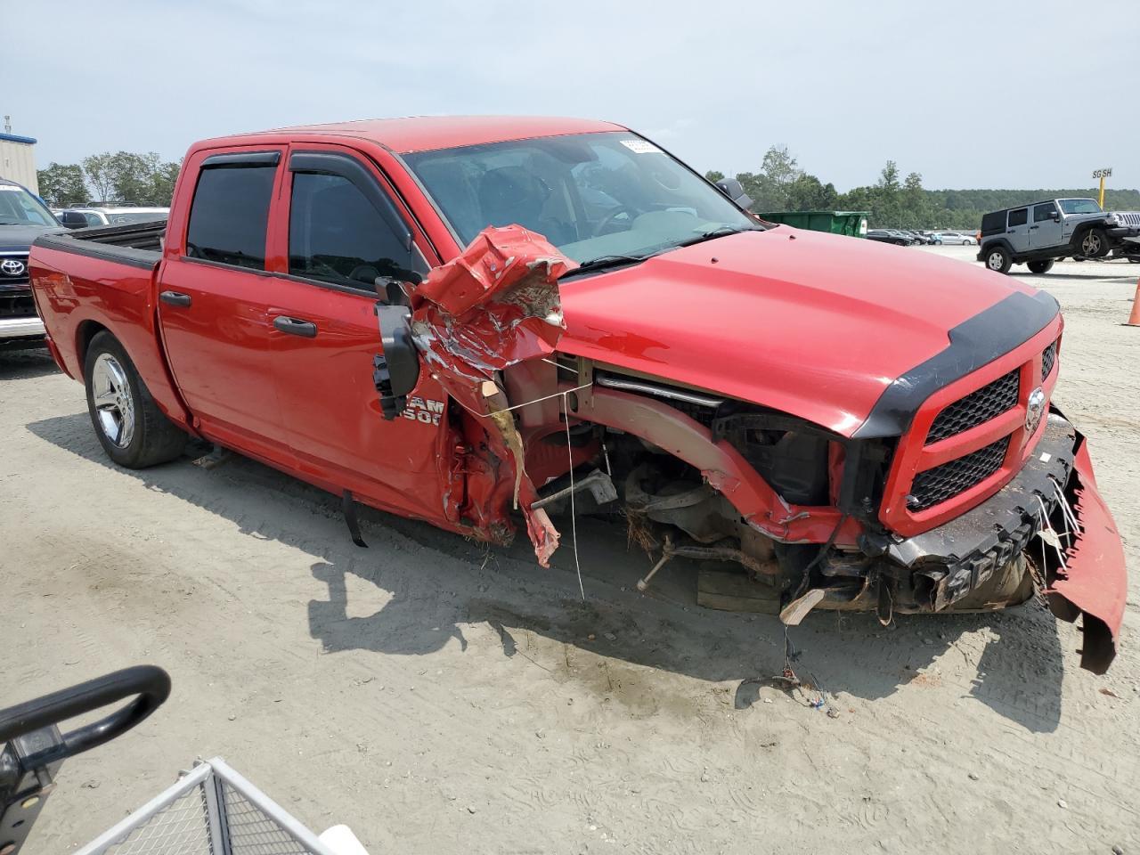 2014 RAM 1500 ST - Image 4