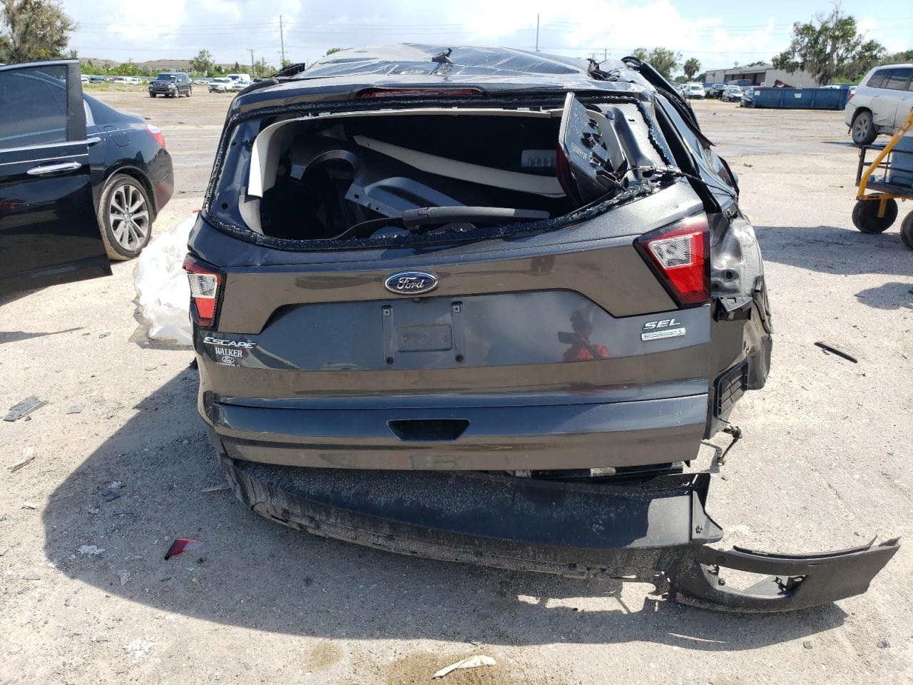 2019 FORD ESCAPE SEL - Image 6