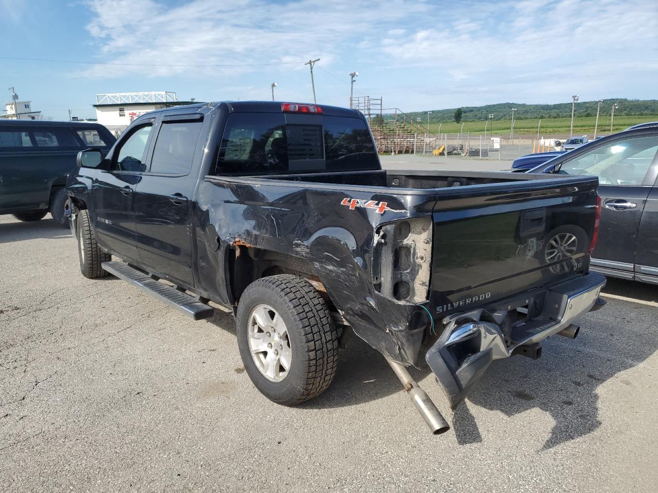 2015 CHEVROLET SILVERADO - Image 2