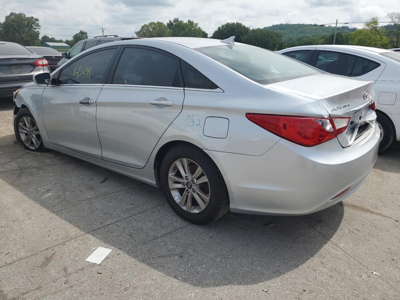 2011 HYUNDAI SONATA GLS - Image 2