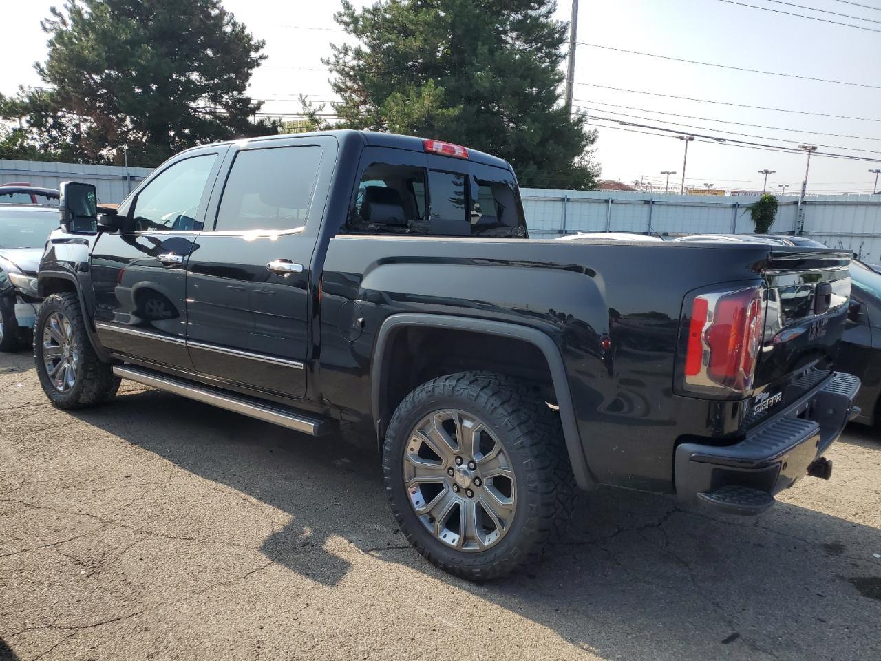 2018 GMC SIERRA K15 - Фото 2
