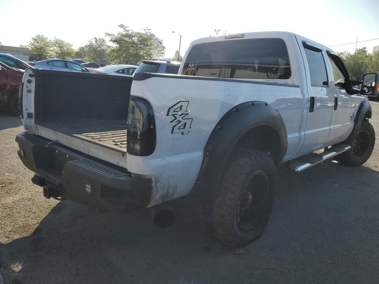 2016 FORD F250 SUPER - Фото 3