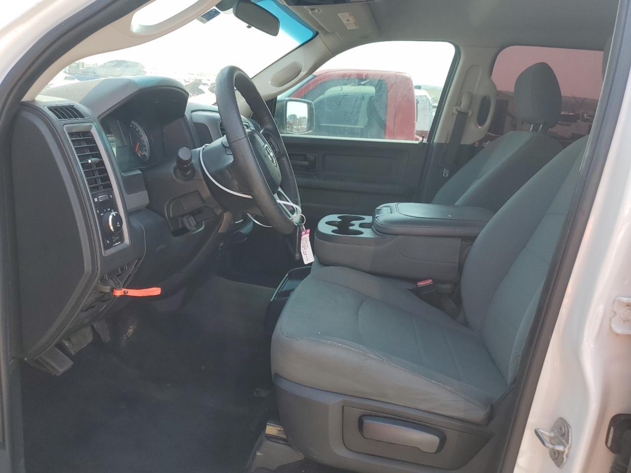 2017 RAM 1500 ST - Image 7