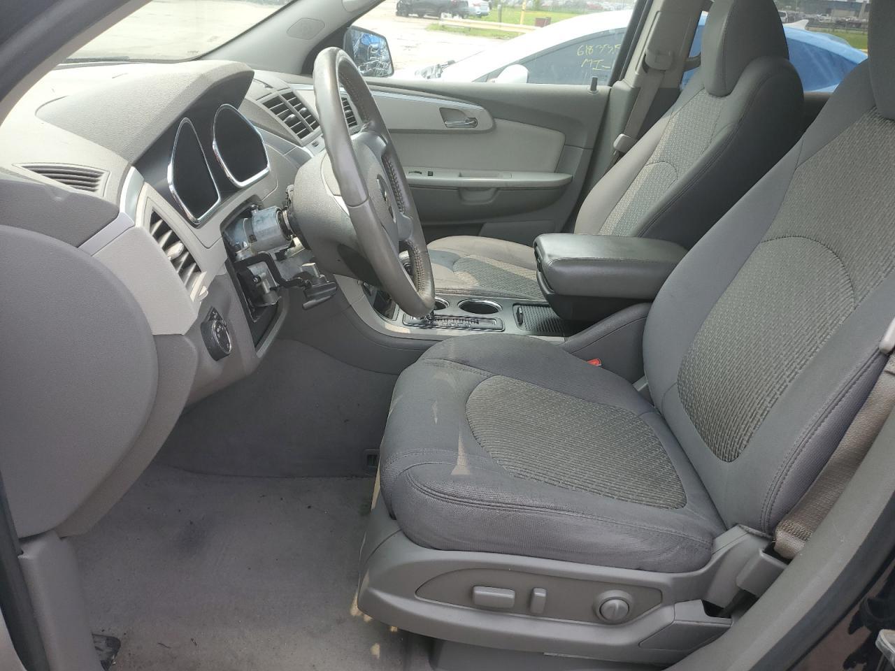 2011 CHEVROLET TRAVERSE L - Фото 7