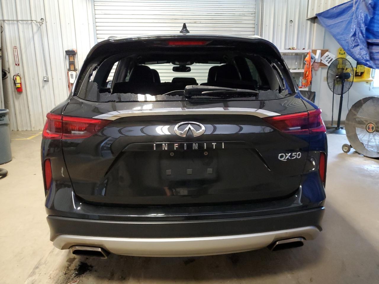 2019 INFINITI QX50 ESSEN - Image 6