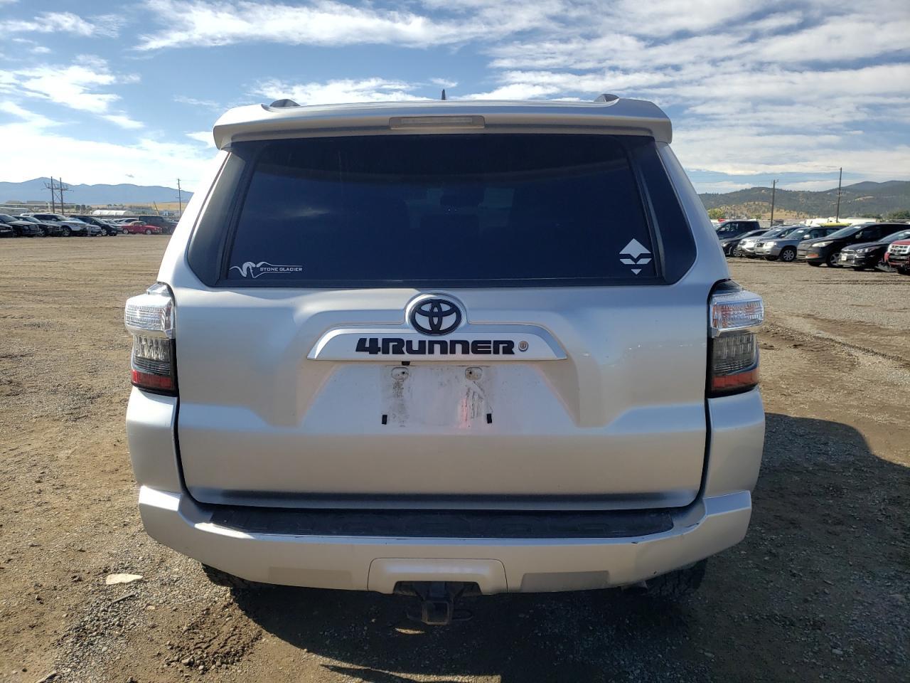 2020 TOYOTA 4RUNNER SR - Фото 6