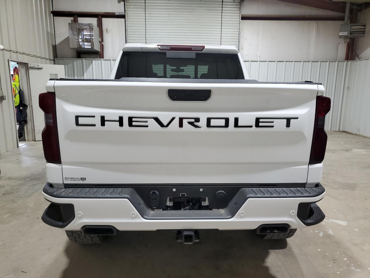 2021 CHEVROLET SILVERADO - Фото 6
