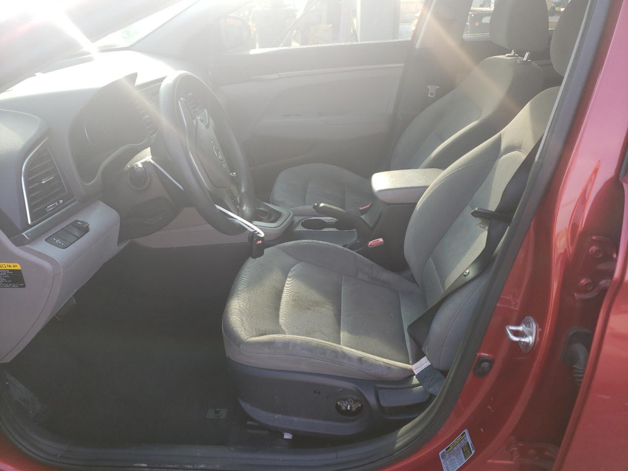 2017 HYUNDAI ELANTRA SE - Фото 7