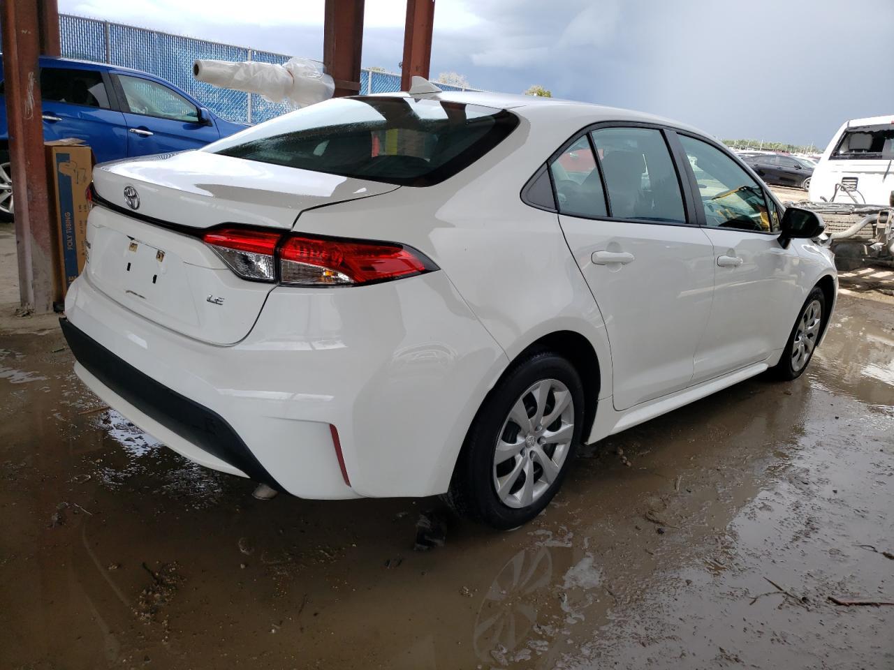 2020 TOYOTA COROLLA LE - Image 3