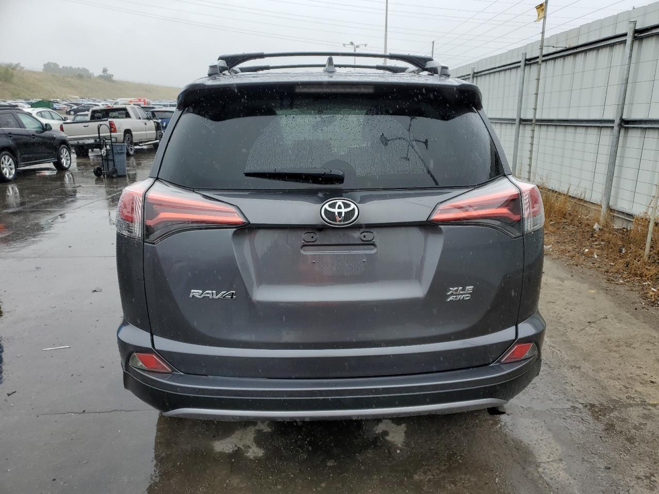 2016 TOYOTA RAV4 XLE - Image 6