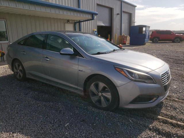 2017 Hyundai Sonata Hybrid - Image 4