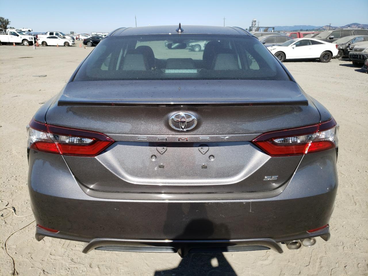 2021 TOYOTA CAMRY SE - Image 6