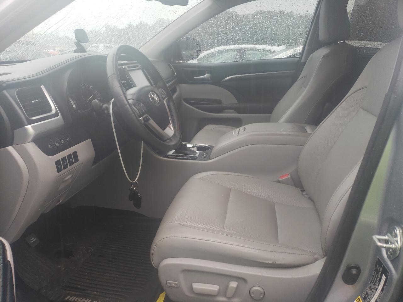 2015 TOYOTA HIGHLANDER - Image 7