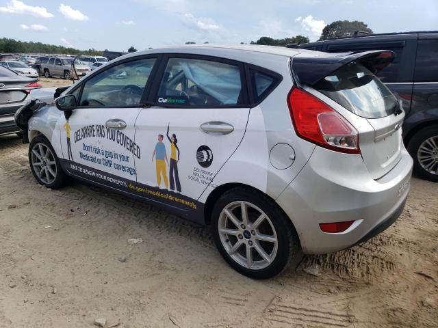 2016 Ford Fiesta Se - Image 2