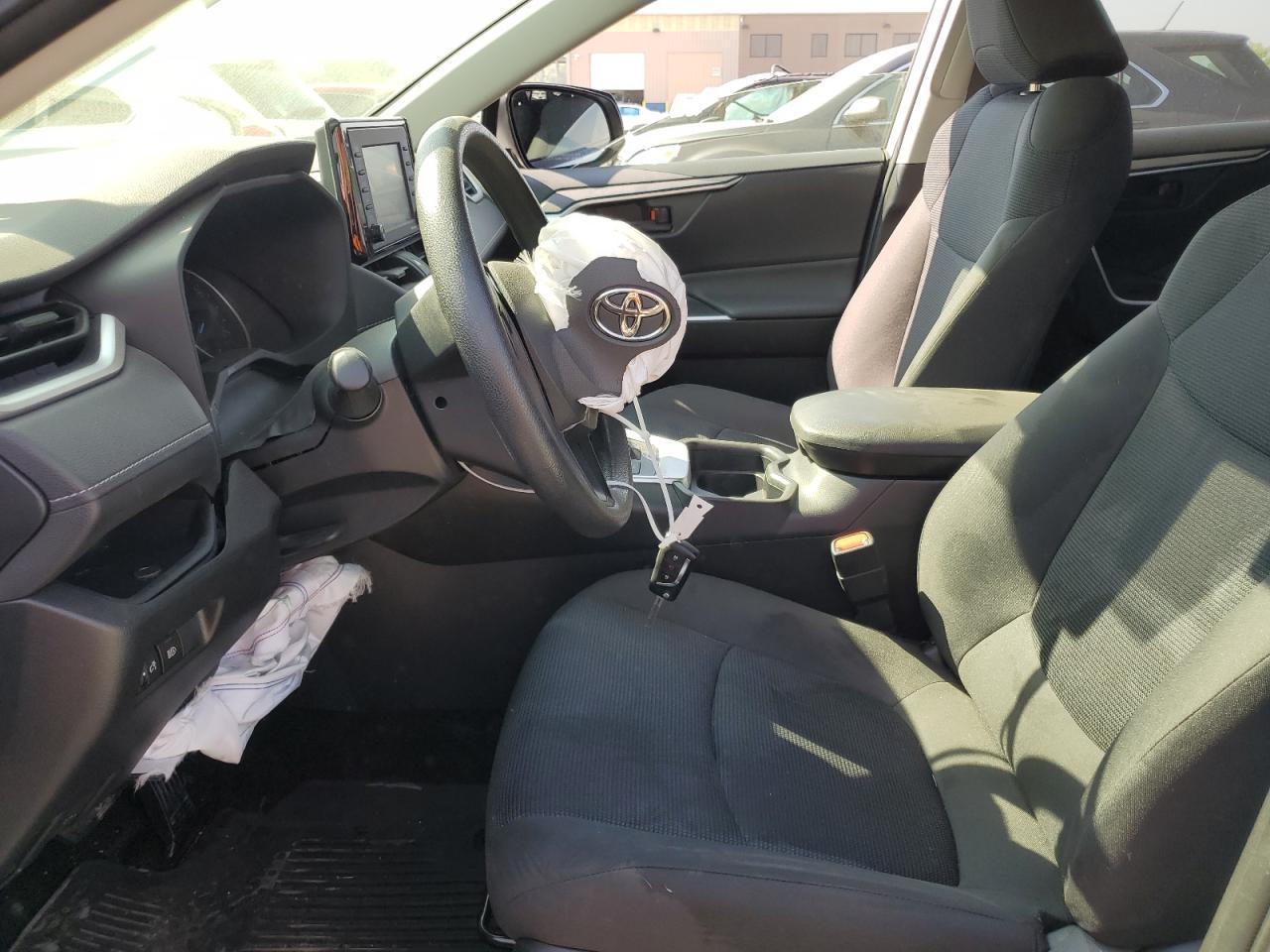 2021 TOYOTA RAV4 LE - Image 7