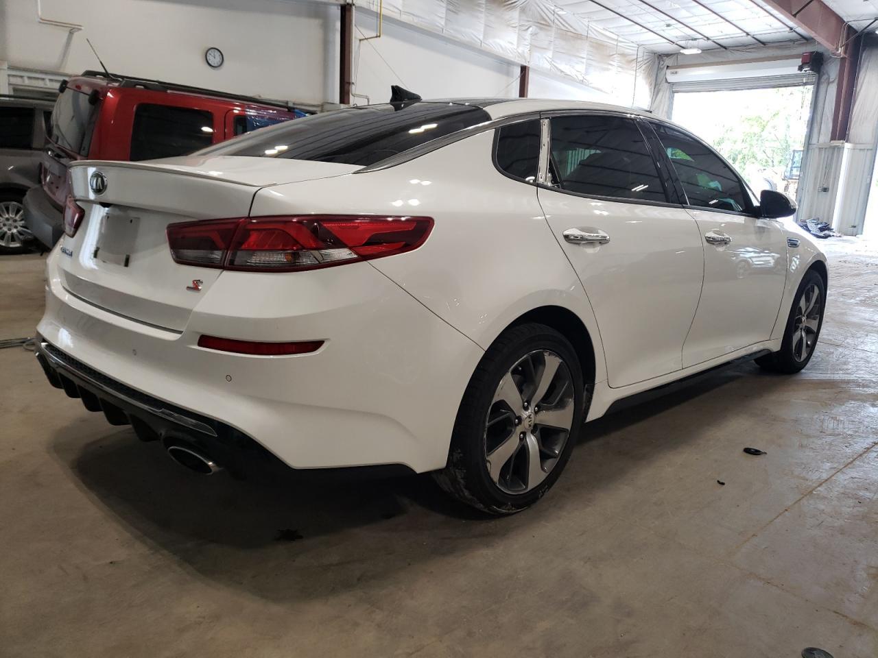 2019 KIA OPTIMA LX - Фото 3