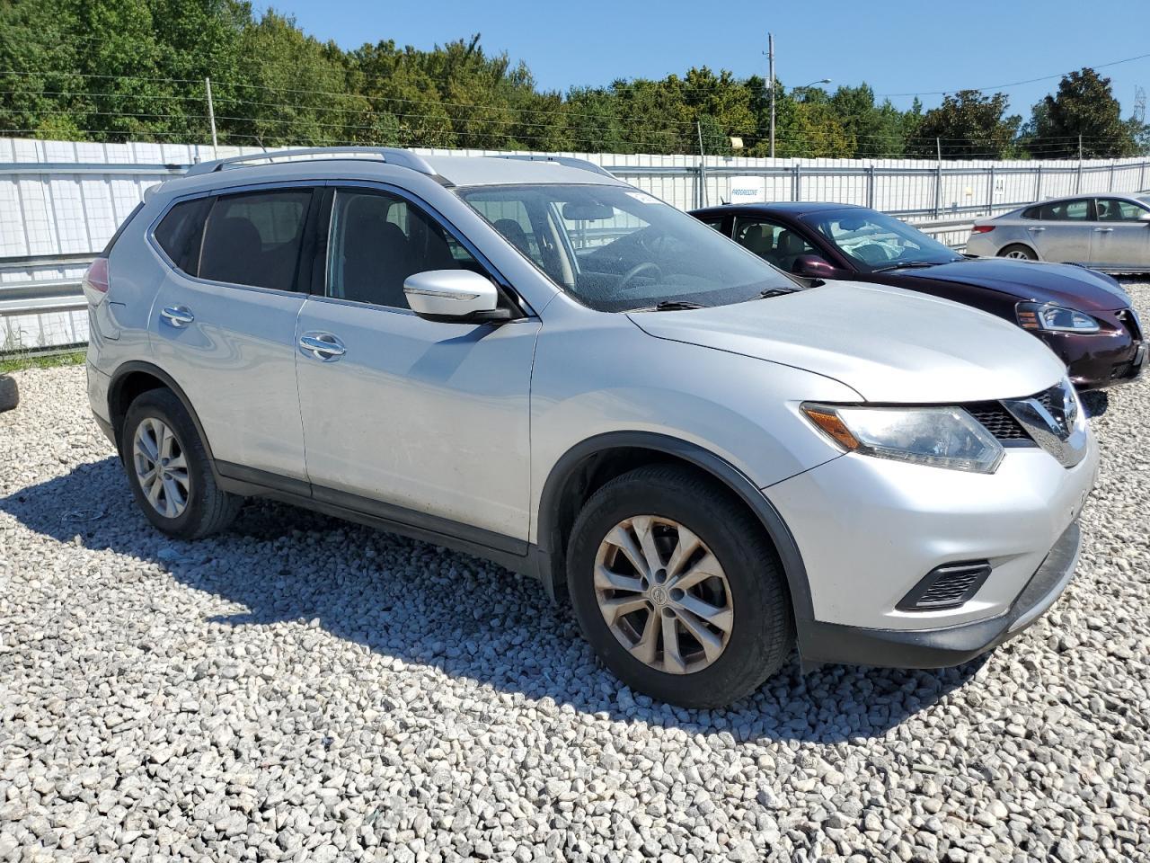 2015 NISSAN ROGUE S - Image 4