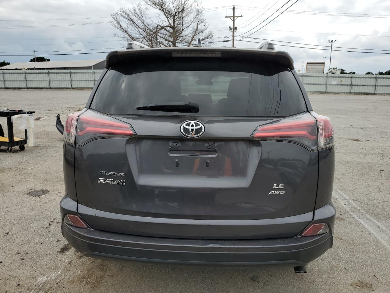 2016 TOYOTA RAV4 LE - Фото 6