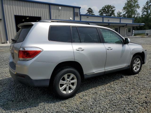 2011 Toyota Highlander Base - Фото 3