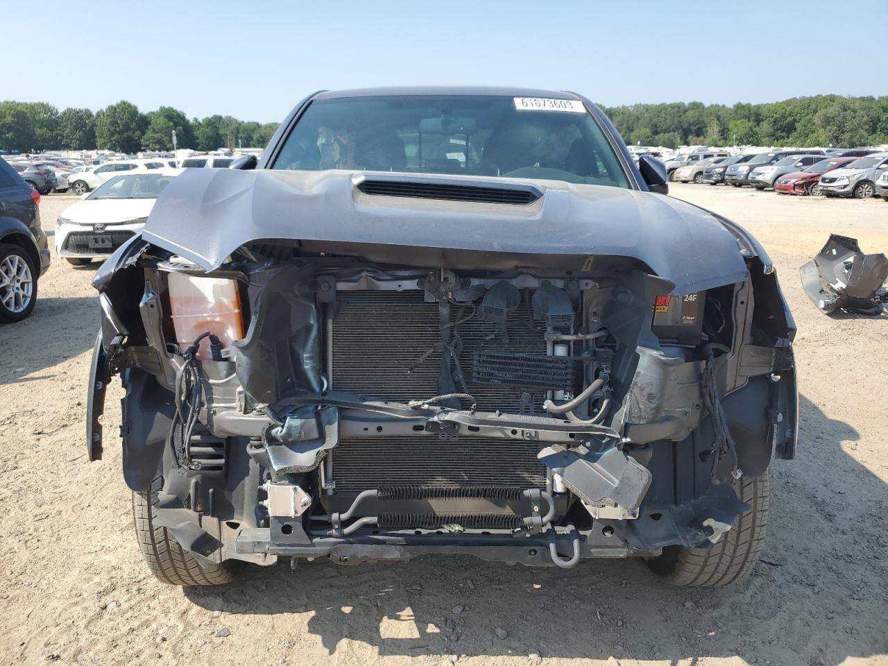 2017 TOYOTA TACOMA DOU - Фото 5