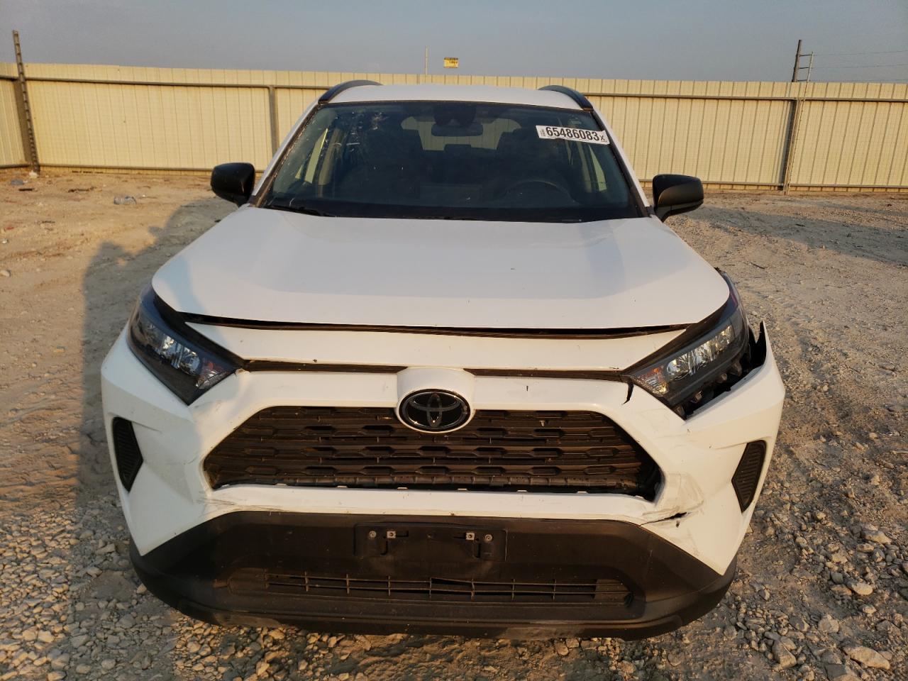 2021 TOYOTA RAV4 LE - Фото 5