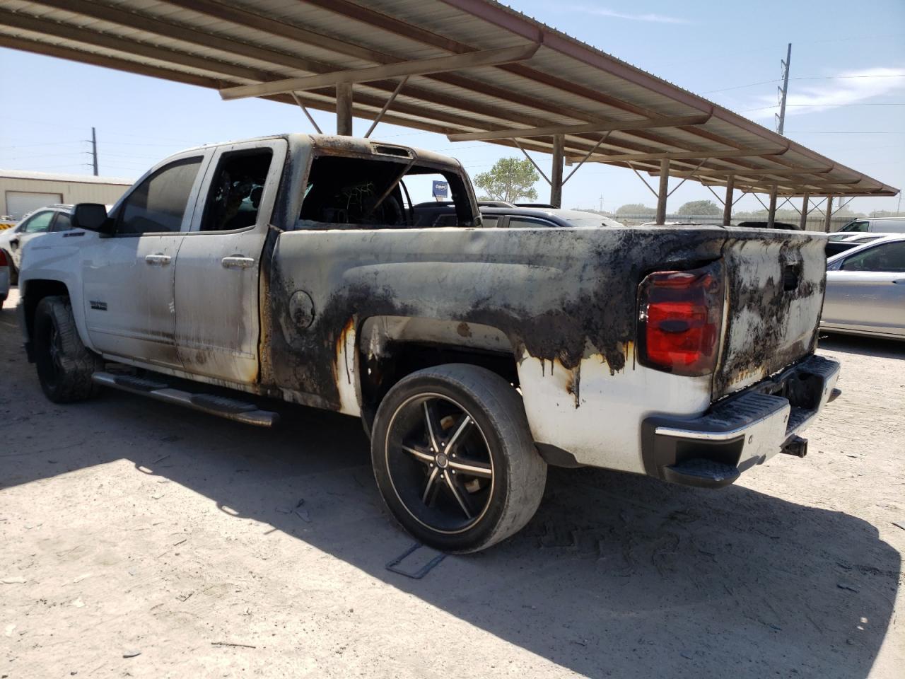 2016 CHEVROLET SILVERADO - Image 2