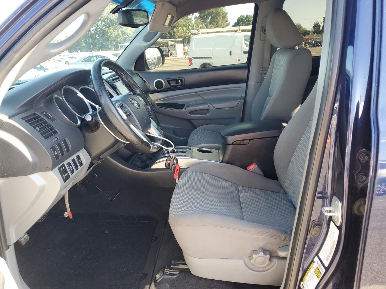 2013 TOYOTA TACOMA DOU - Image 7