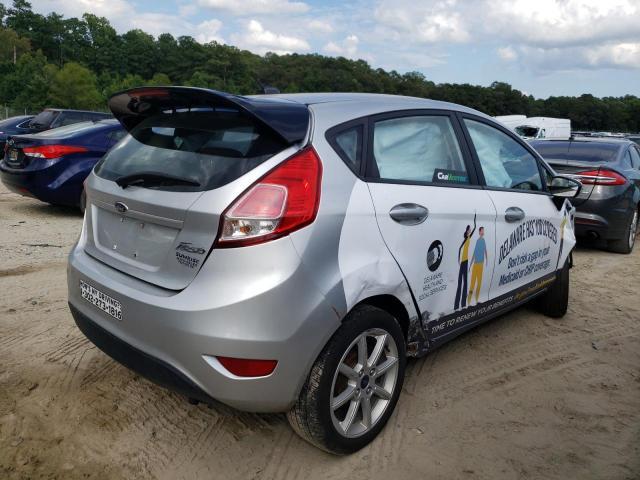 2016 Ford Fiesta Se - Image 3