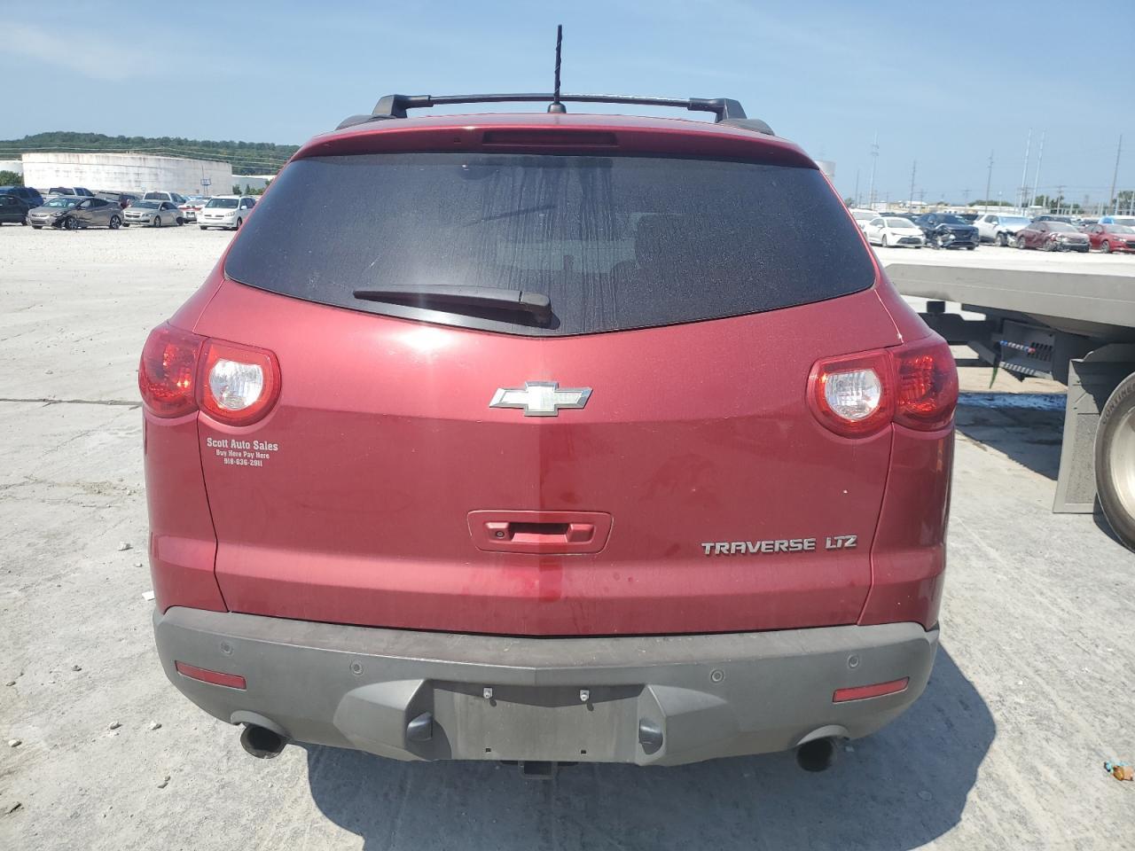 2012 CHEVROLET TRAVERSE L - Фото 6