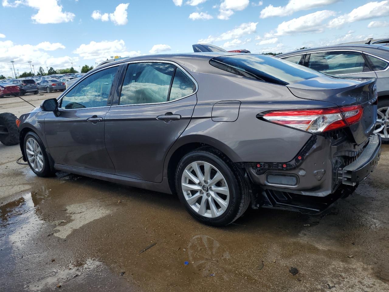 2018 TOYOTA CAMRY L - Image 2