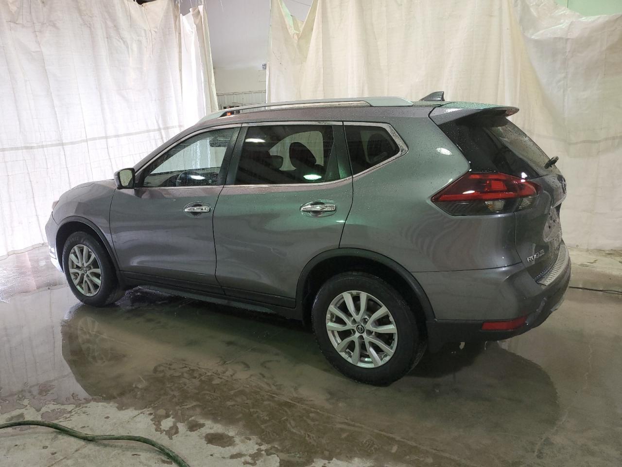 2018 NISSAN ROGUE S - Фото 2