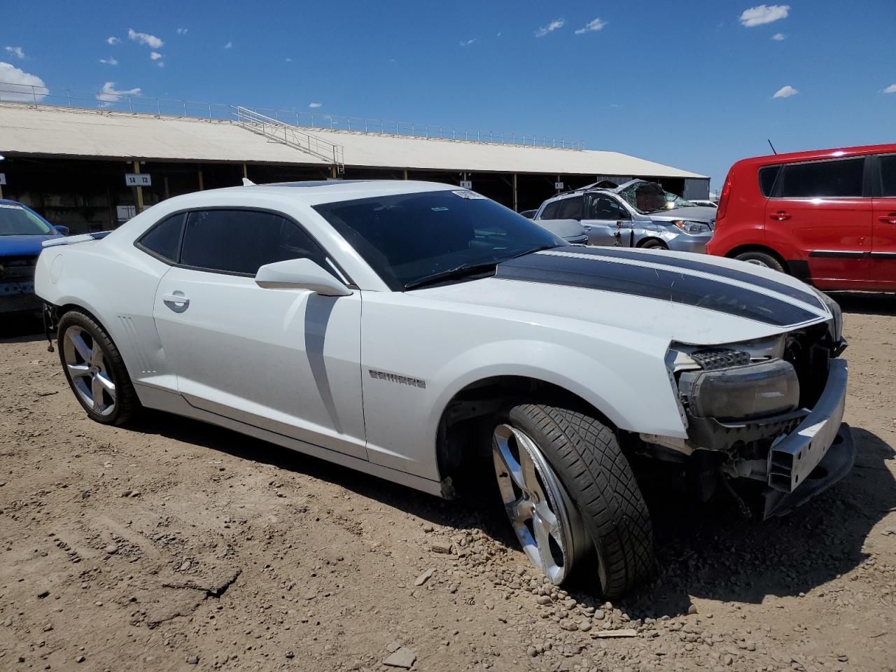2015 CHEVROLET CAMARO LT - Image 4