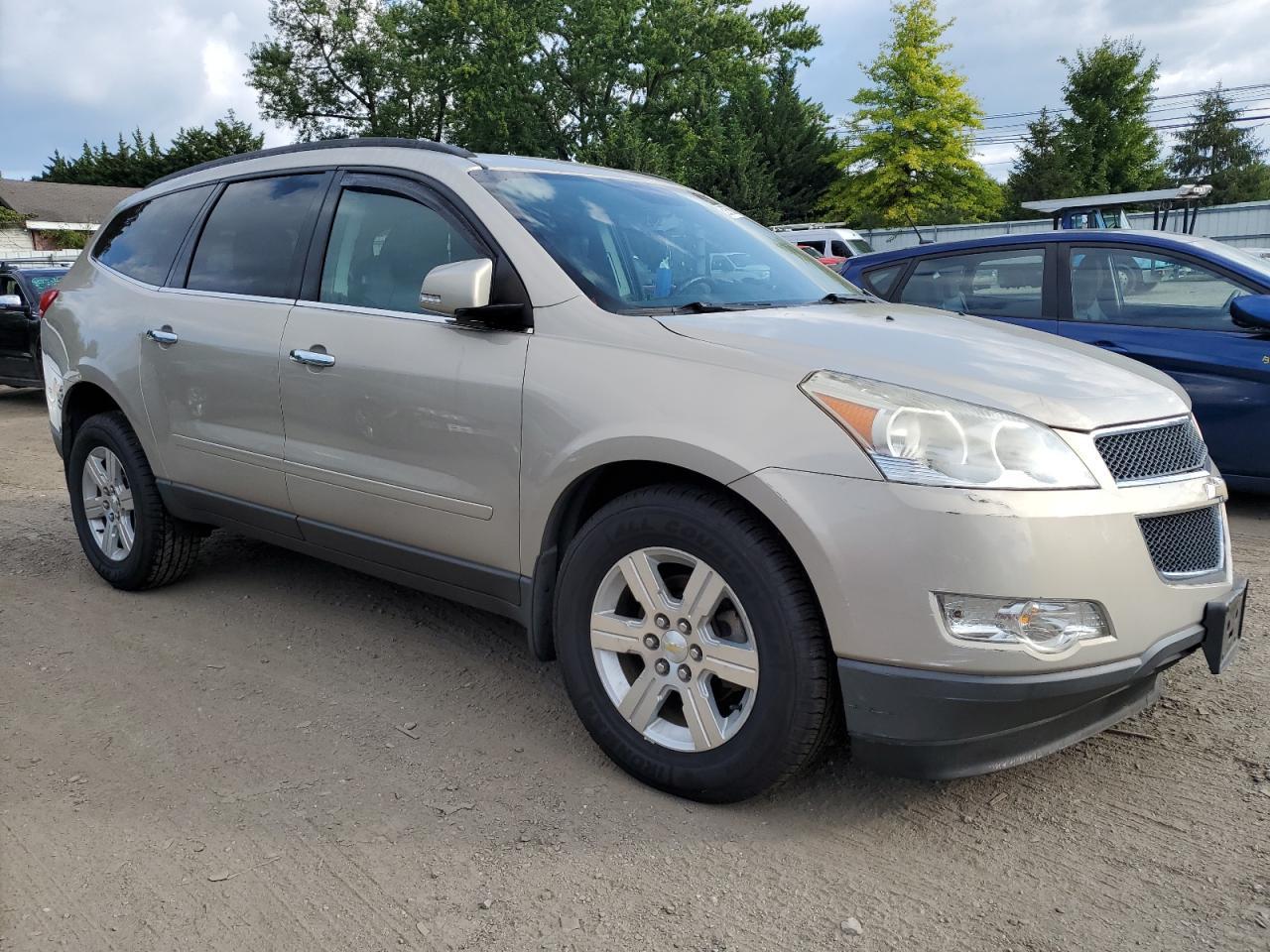 2011 CHEVROLET TRAVERSE L - Фото 4