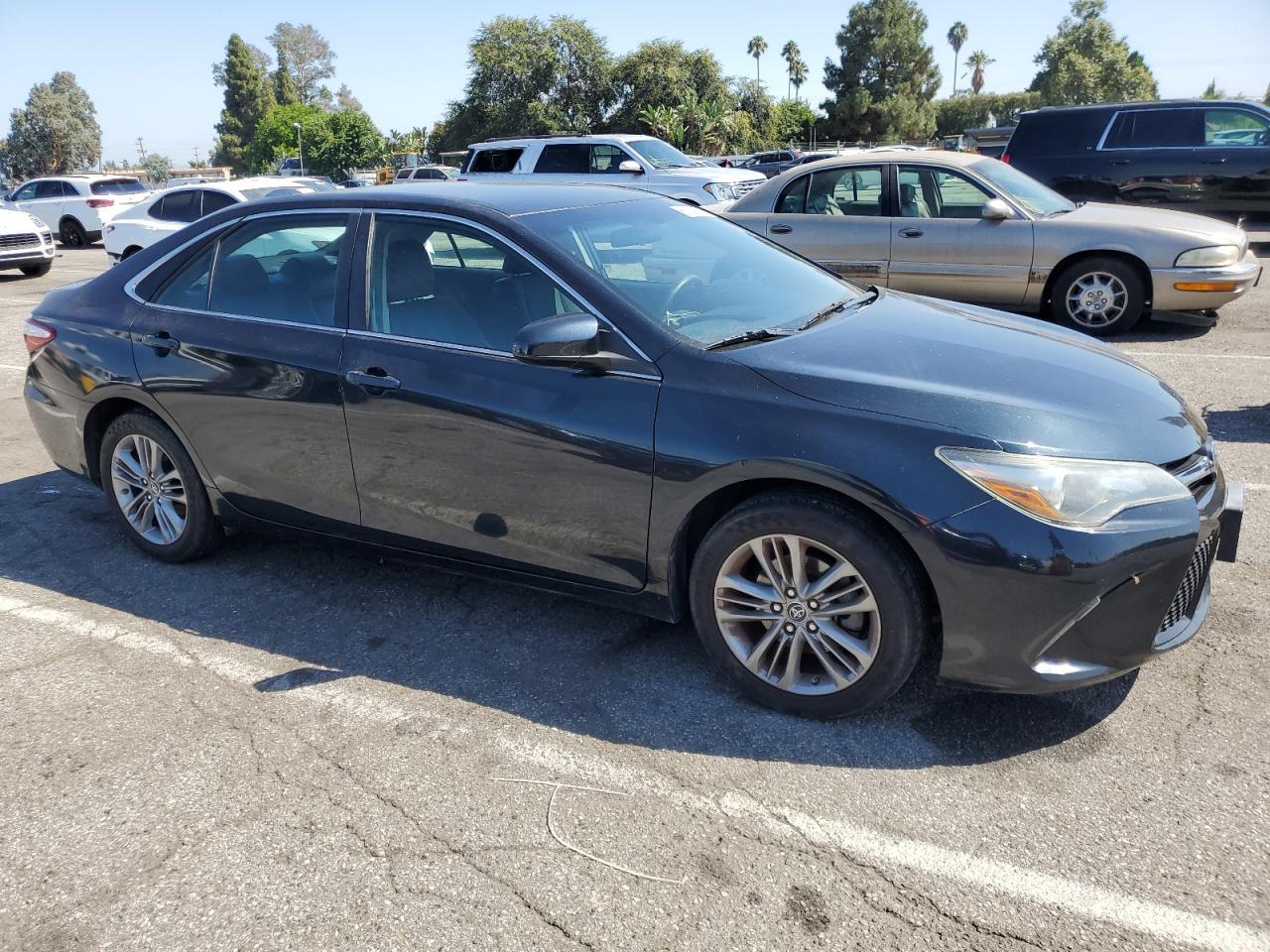 2016 TOYOTA CAMRY LE - Фото 4