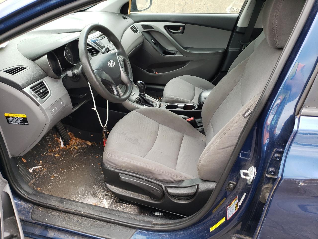 2015 HYUNDAI ELANTRA SE - Image 7