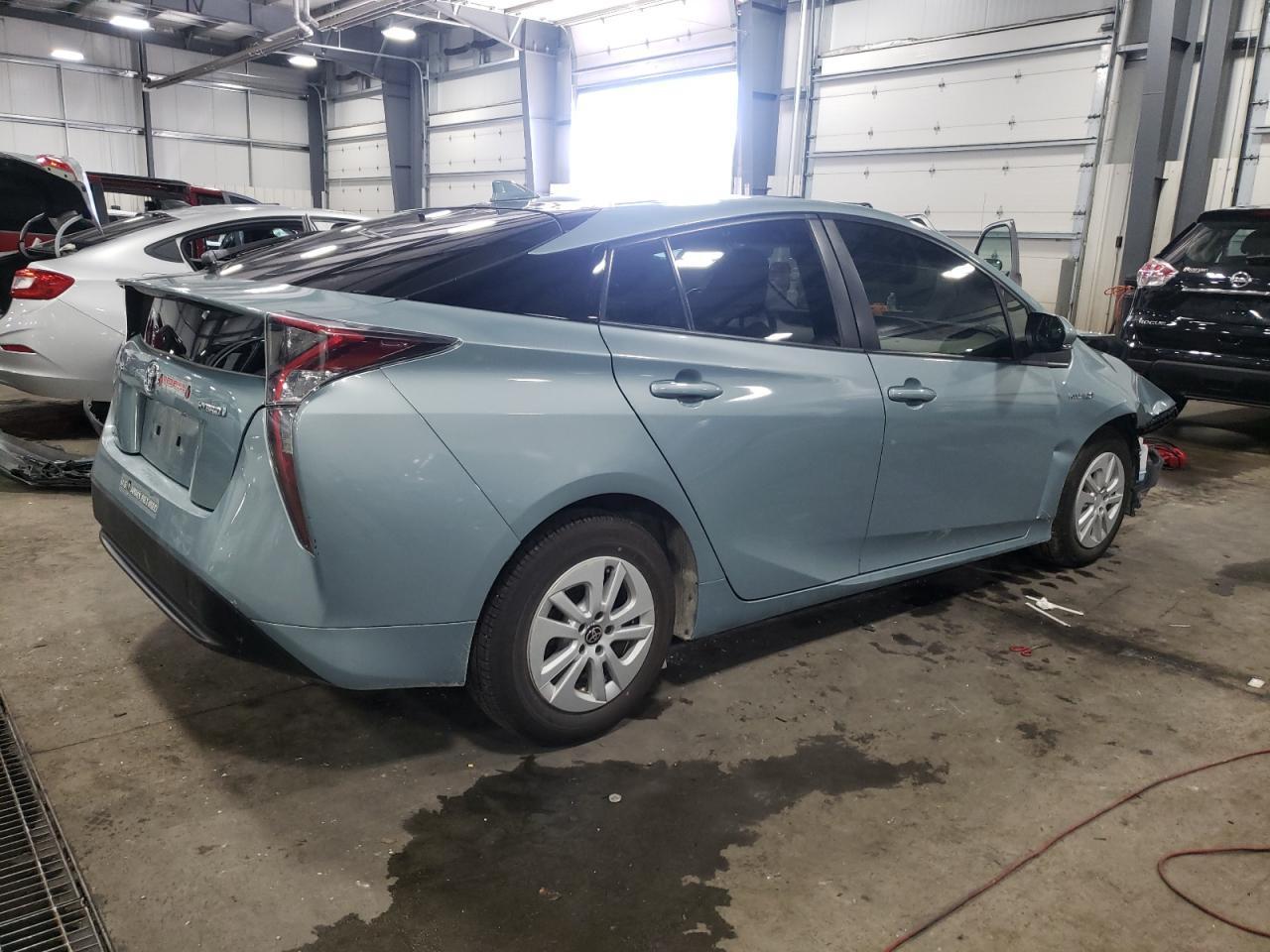 2016 TOYOTA PRIUS - Image 3